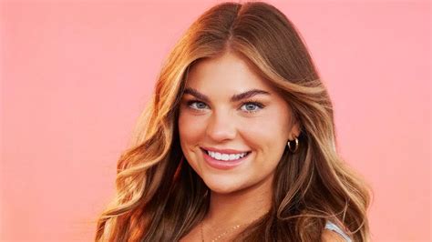 The Bachelor fans annoyed as Jess makes rookie move and enrages her