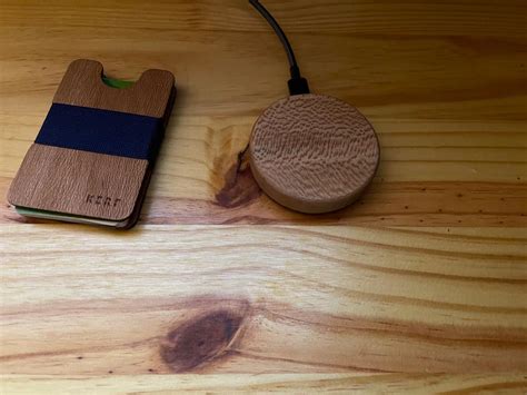 Magnetic Wireless All-Wood Phone Charger, Fast Charging + USB-C