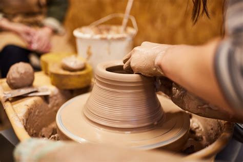 pottery throwing taster day    art house