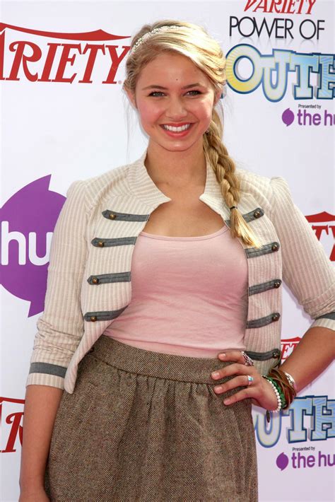 LOS ANGELES OCT 24 Ayla Kell arrives at the Variety Power of Youth