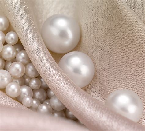 pearls  history  natures greatest miracle david morris