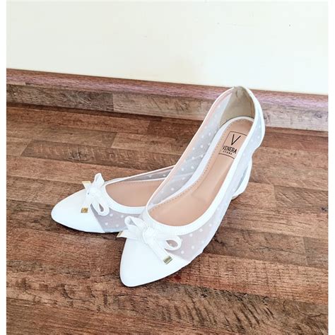 Sapatilha Bico Fino Branca - Sapatilha bico fino Poa Branca Ref: 804 | Shopee Brasil
