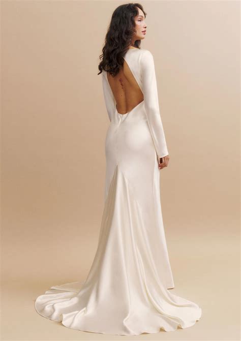 Plain wedding dresses with sleeves 60 photos - Astyledwedding.com