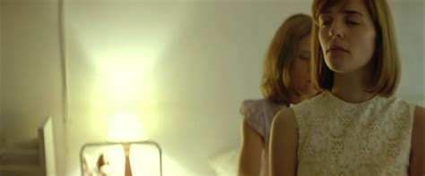 Dogtooth (Kynodontas, 2009)