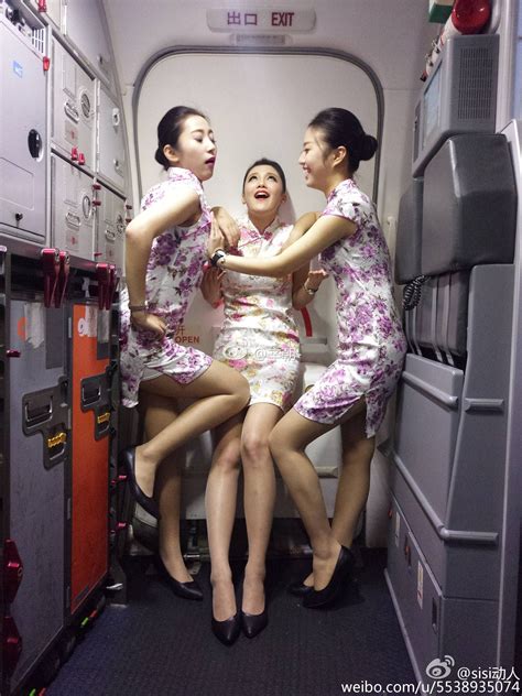 ボード「Sexy Flight Attendants」のピン
