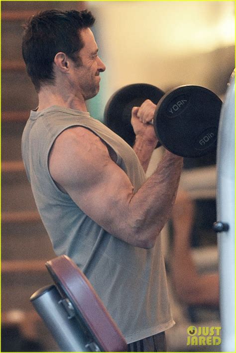 Hugh Jackman Shows Off His Massive Muscles During a Morning Workout ...