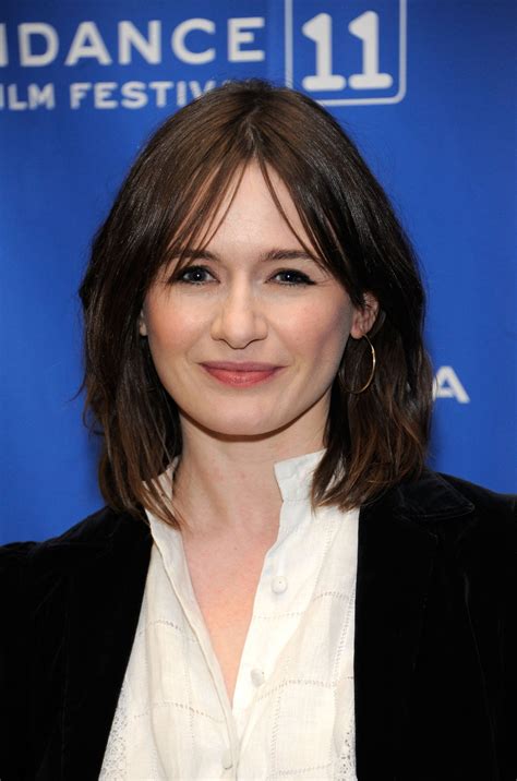 Download Emily Mortimer Black Vest Wallpaper | Wallpapers.com