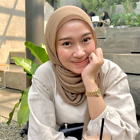 amalia putri salsa billa sekolah tinggi ilmu kesehatan banten kota