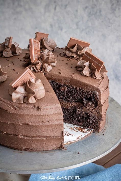 chocolate layer cake rich chocolate cake  chocolate frosting
