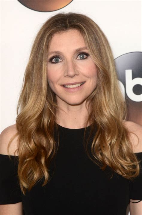 Sarah Chalke Becky