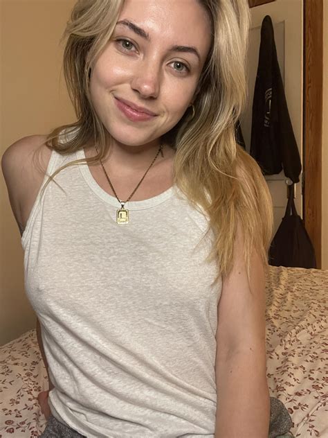 No better feeling than taking a bra off at the end of a long day. Truly