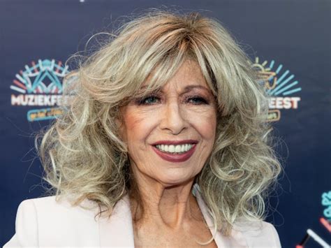 Zorgen om afgekickte Bonnie St. Claire