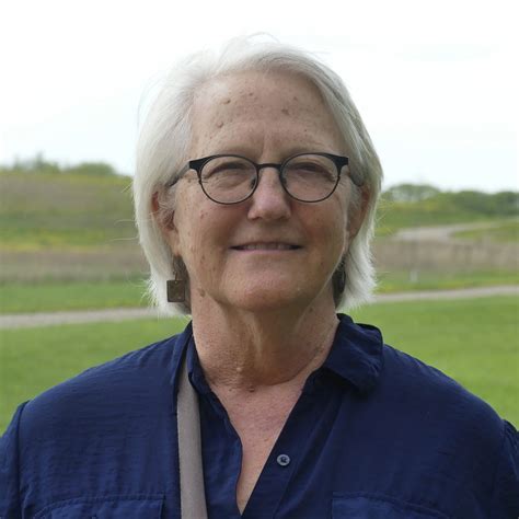 Gwen Anderson — Sharing Our Roots