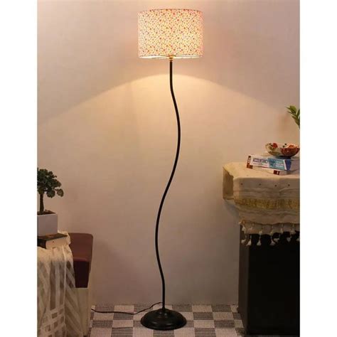 Warm Aura Long Floor Lamp - WallMantra