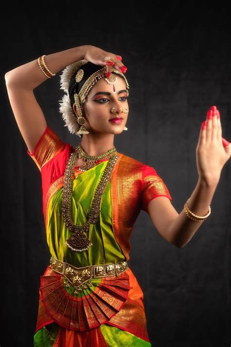 Pin by Viji Chidam on Dance | Bharatanatyam costume, Kathak costume ...