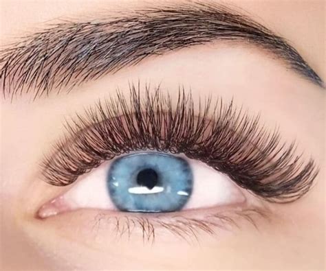 Doll Eye Eyelash Extensions : How To Do It - Lash Masterclass