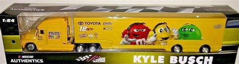 Buy NASCAR Authentics 2017 Edition Kyle Busch MM's 1/64 Scale Hauler ...