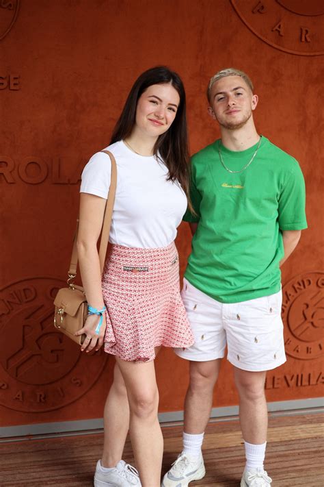 Photo : Michou et sa compagne Elsa Bois - Célébrités au Village lors