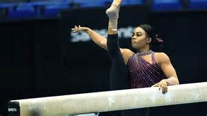 Gabby Douglas scratches at US Classic after rough uneven bars