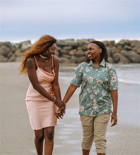 Signs you’re a lesbian - HER
