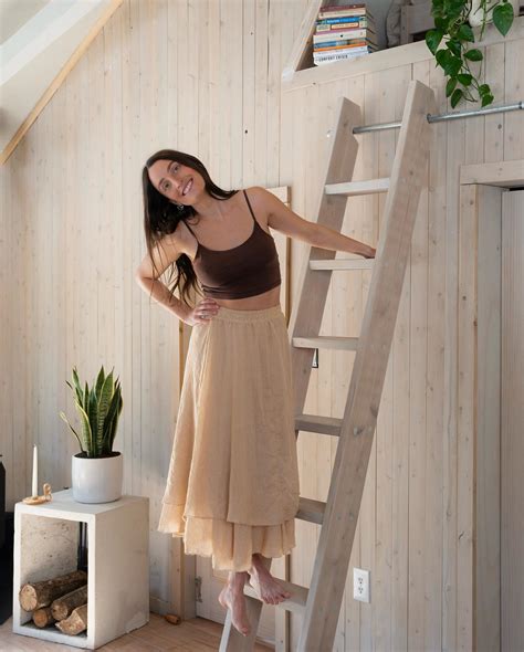 Jaz & Crystal | everyone flood the comments with #crystal for crushing