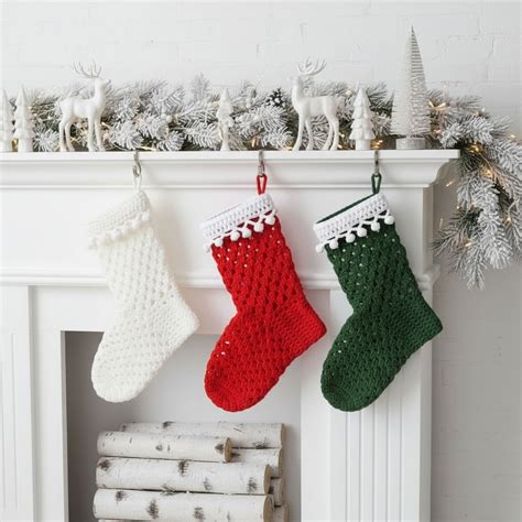 Easy Granny Stitch Christmas Stocking Pattern – TREASURIE