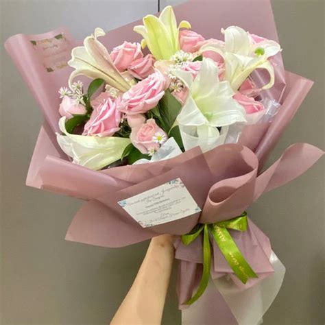 jual kado anniversarybuket anniversarybuket bungabouquet graduation