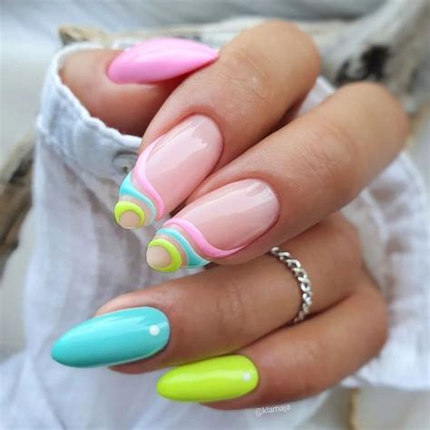 41 Amazing April Nails That Are Picture Perfect! - The Catalog by Celine