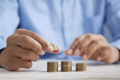 keeping  separate   manage business  personal finances