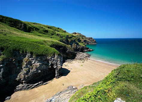 The most beautiful beaches in Cornwall | EasyJet | Traveller