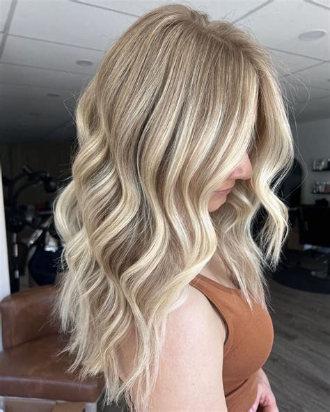 25 Blonde and Caramel Highlights to Elevate Your Look: Inspiring Ideas