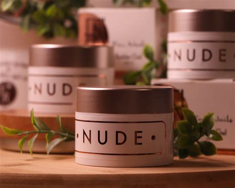 Tokbeauty - Os esmaltes nudes de tons terrosos favorecem um visual