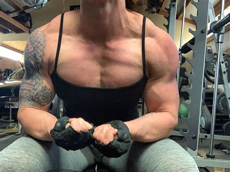 Monstress (Musclemama.1113)