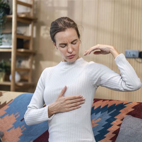 Why Do Beans Make You Fart? Dietitians Explain - Parade