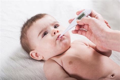 Что делать, если у ребенка температура, как помочь малышу | MedAboutMe