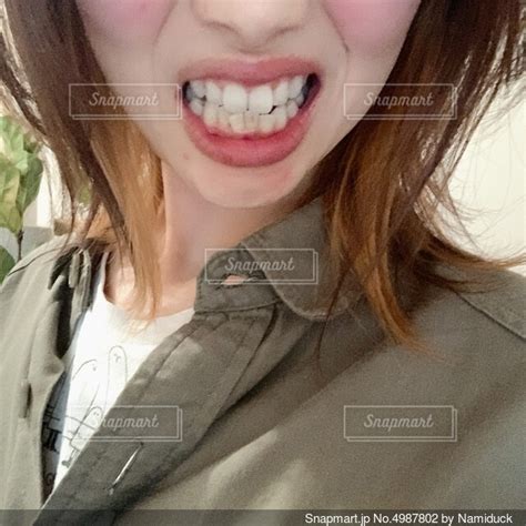 怒る女性の写真・画像素材[4987802]-Snapmart（スナップマート）