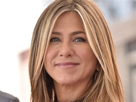 Jennifer Aniston Long Inverted Bob 36 Chic Bob Hairstyles That Look