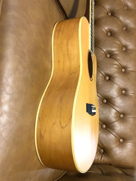 Cort Jade 2 Acoustic Guitar, Hobbies & Toys, Music & Media, Musical ...