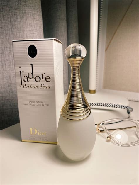 J'adore perfume - PerfumeSample.com