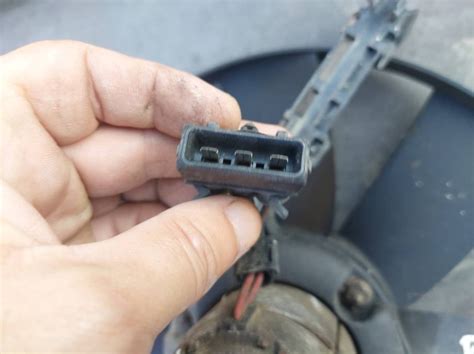 ventilator hladnjka vw polo 1.4i 96g.