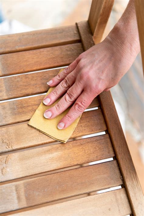 how to refinish wood furniture 7