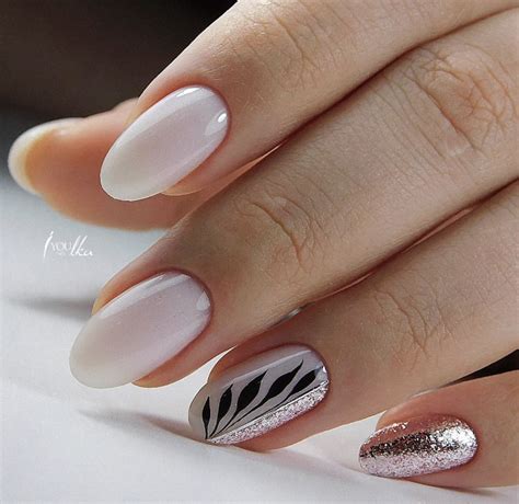 Pin by Cristina Curti on unghie | Work nails, Gel nails, Bright nail art