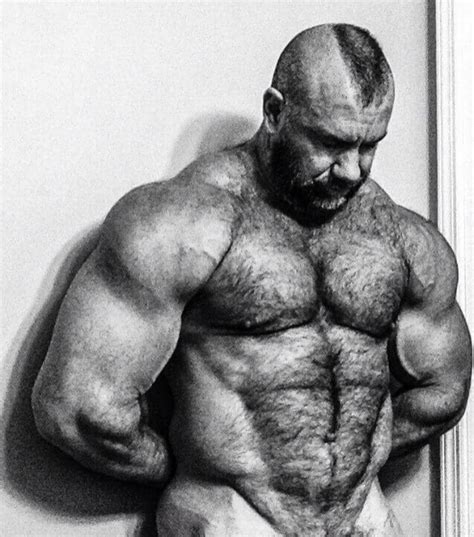 Pin by Fabrice Neaud on Bodybuilders | Hairy muscle men, Bearded men
