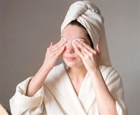 uplift tired eyes natural tips   clinic treatments klarity skin