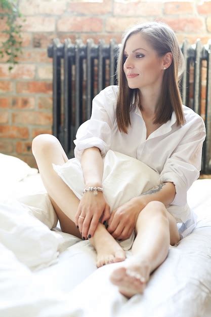 Page 2 | Under Girls Feet Images - Free Download on Freepik