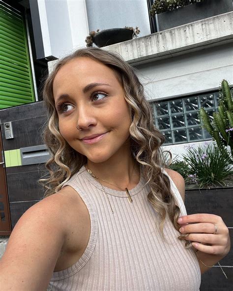 What the Emileexo OnlyFans Leak REALLY Means, According to Experts - k0u99tk