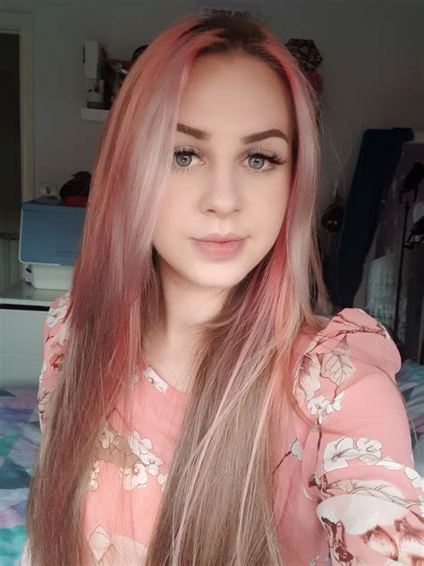 Happy Friday everyone! Hoping you all have a great day and enjoy the