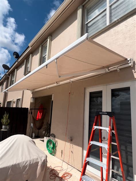 Retractable Awnings