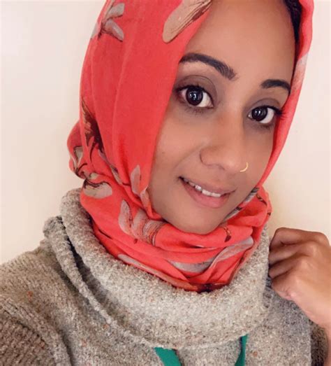 Tahira Lasker – Medium