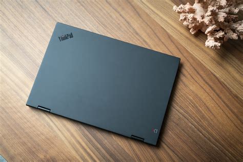 Lenovo ThinkPad X1 Yoga 3rd Gen review: A speedy, premium 2-in-1 with a ...